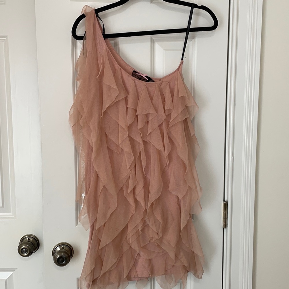 Beautiful ROSE color ruffle dress